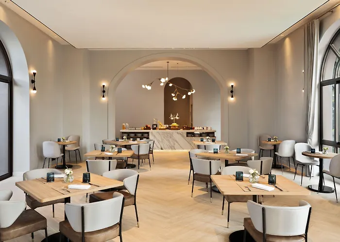 Hotel Marriott Executive Bangkok, Sukhumvit 101 4*