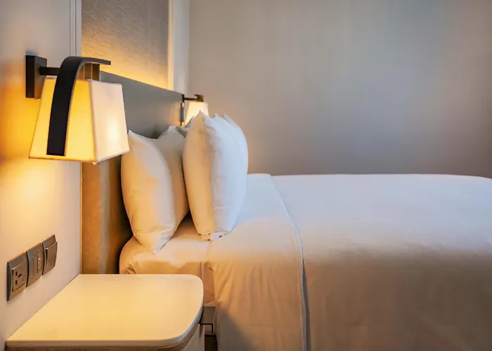 Hotel Marriott Executive Bangkok, Sukhumvit 101 4*